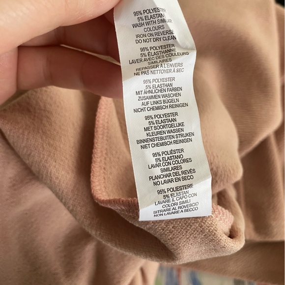 Boohoo Ava Off The Shoulder Ruffle Cullotte Jumpsuit Beige Size 10 NWT - Picture 8 of 8